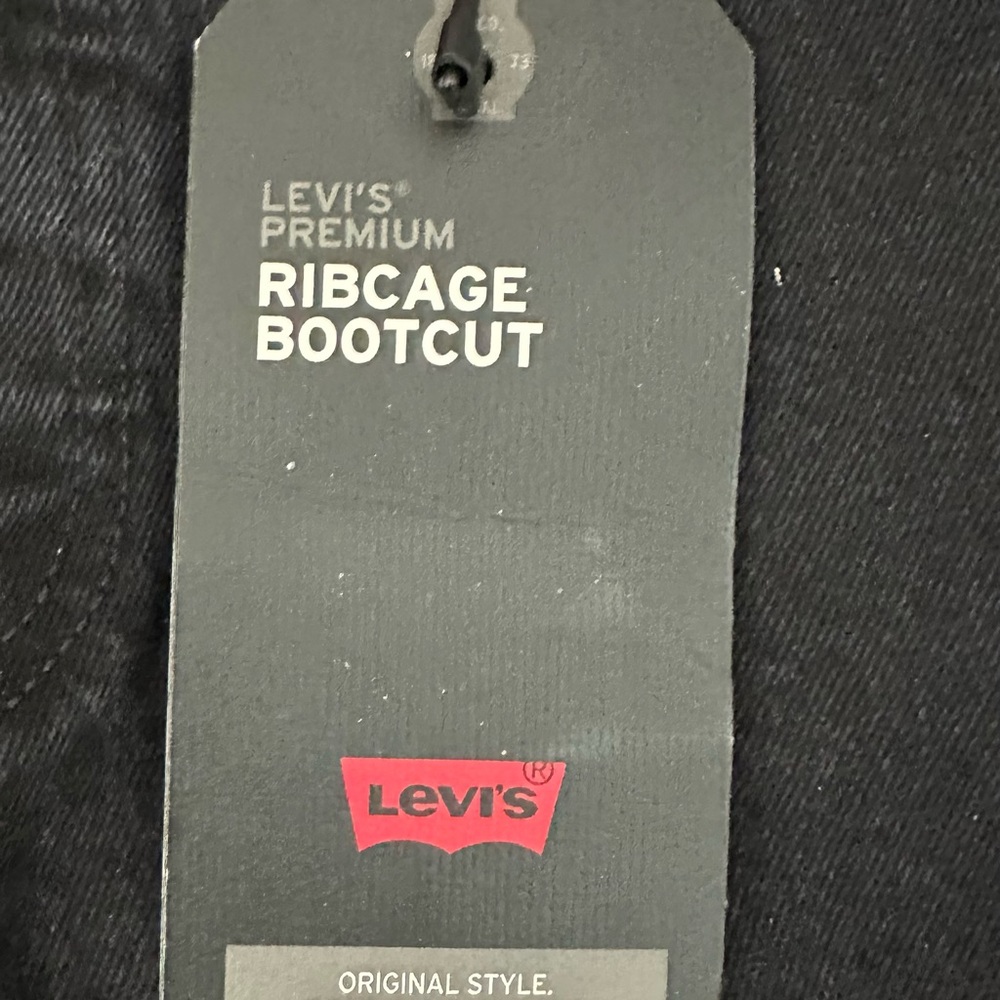 Levi's Women's Black Ribcage Bootcut Jeans - Picture 3 of 6